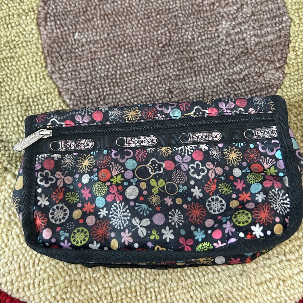 Lesportsac Vintage Retro Retired Print Mini Makeup Bag Case